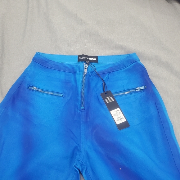 Bold Blue Flared Denim Jeans Statement HighWaisted Fit For Woman Size 5 - Picture 7 of 11